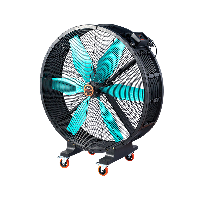 Comment un ventilateur industriel à haut débit d'air peut-il s'adapter aux grands espaces de travail